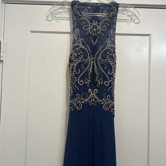 Eureka USA Elegant Navy Blue Embellished Gown size XS. - Picture 8 of 14